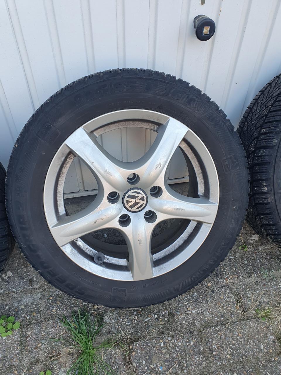 Winterbanden op lichtmetalen velg 205/55 R16