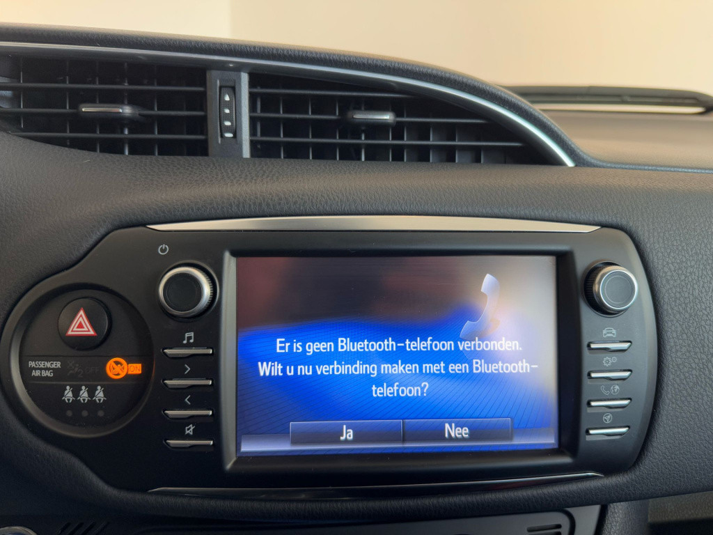 Toyota Yaris 1.5 hybrid y20 exclusive edition