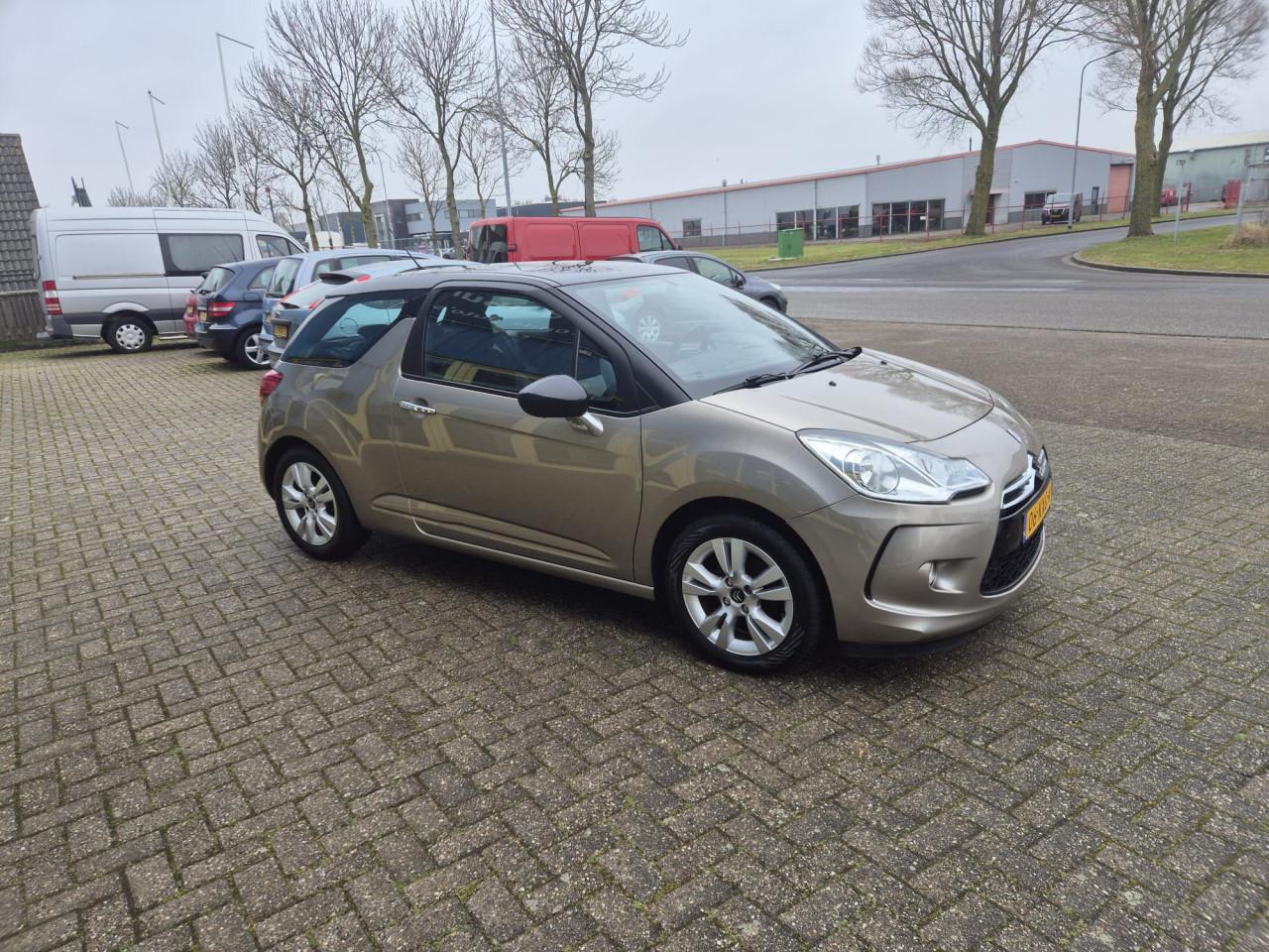 Citroen DS3 1.4 Chic bj:2010 airco lm-velgen i.z.g.st