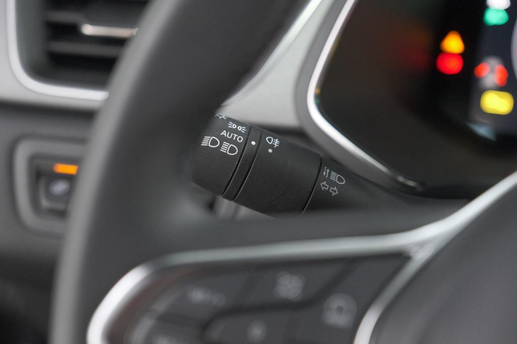 Renault Captur 1.6 e-tech full hybrid 145 techno | camera | navigatie | app
