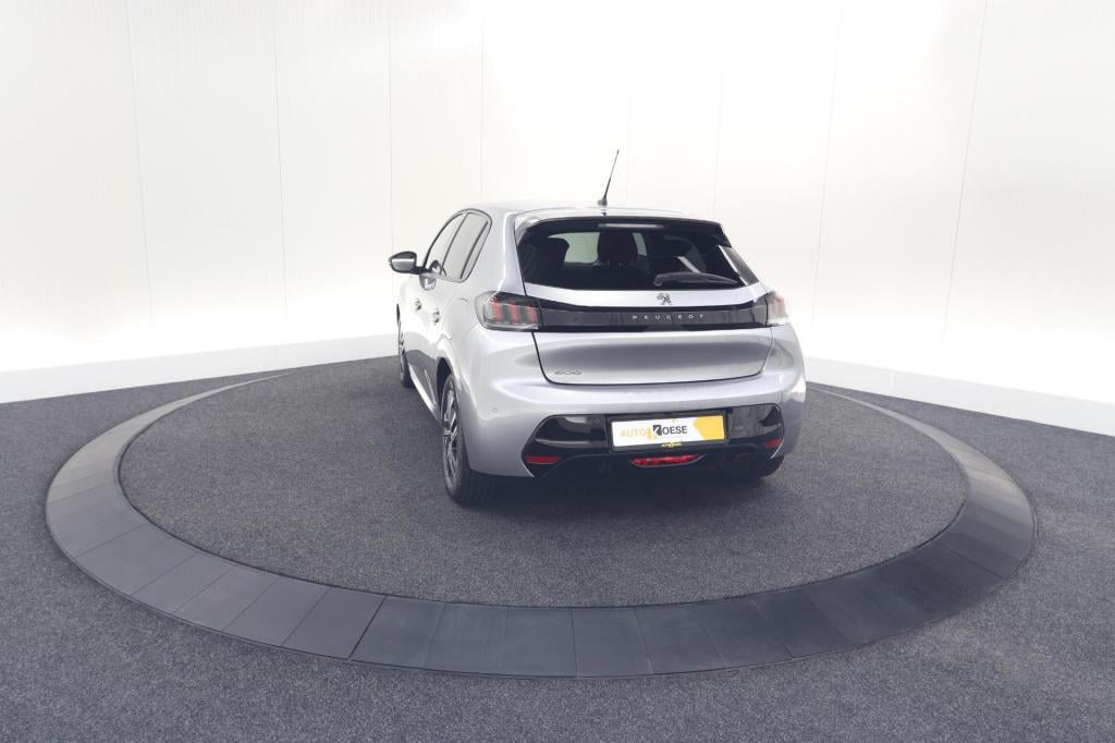 Peugeot 208 puretech 100 allure pack | camera | apple carplay | parkeersens