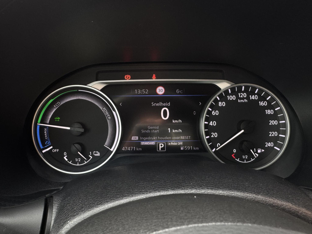 Nissan Juke 1.6 hybrid n-connecta