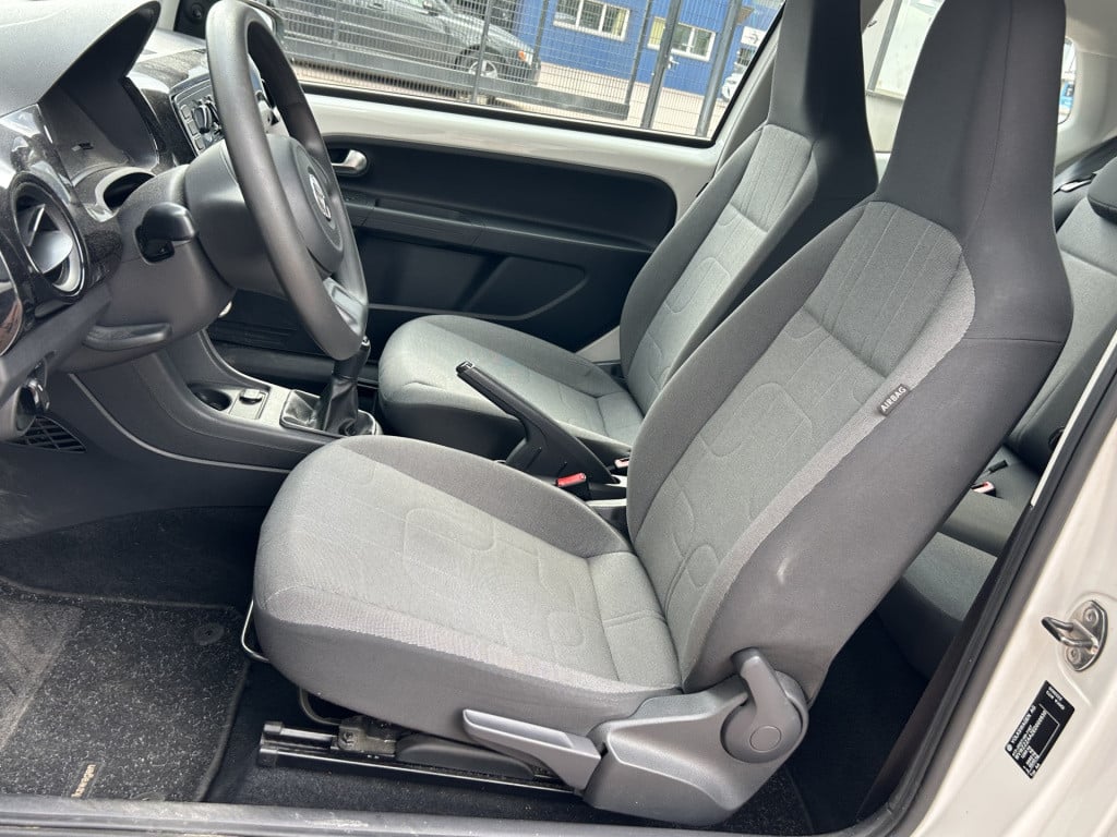 Volkswagen UP! 1.0 move up! bluemotion