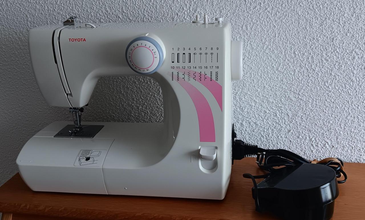 NAAIMACHINE, merk TOYOTA