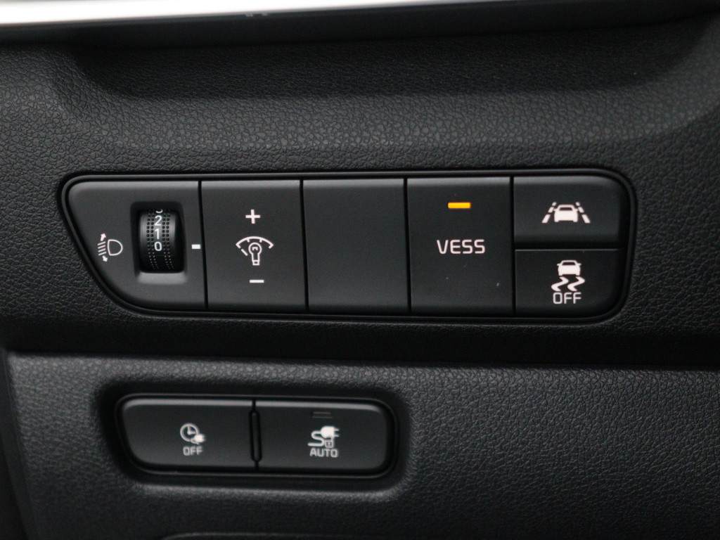 Kia E-niro dynamicplusline 64 kwh | navigatie | schuifdak | led | stuur-/st