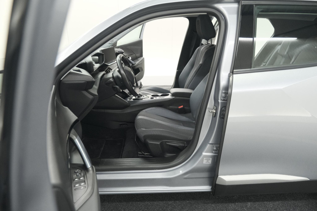 Peugeot E-2008 ev allure 50 kwh | camera | adaptieve cruise control | stoel