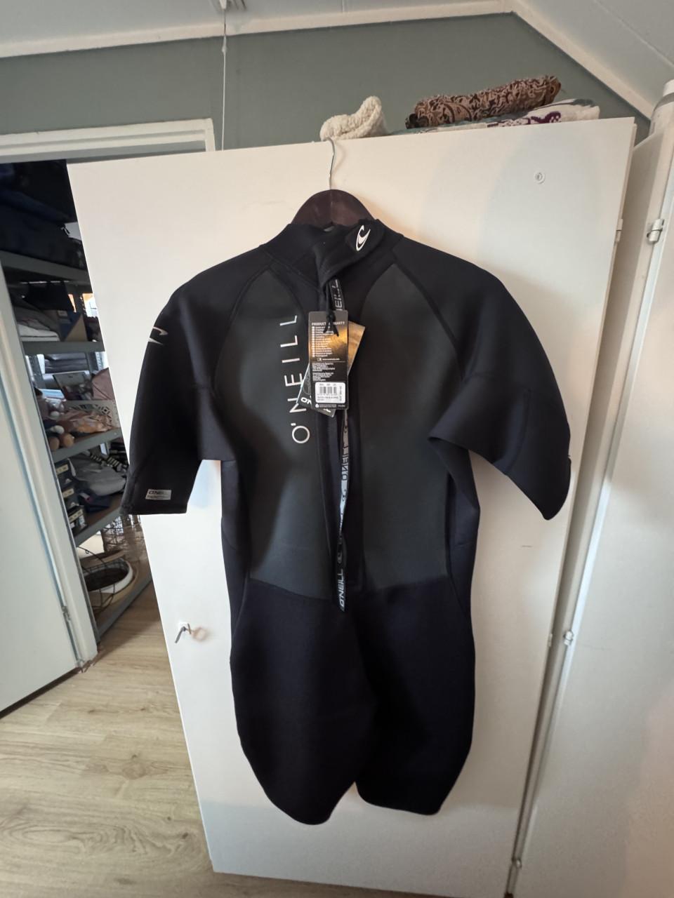 Nieuwe wetsuit 2mm heren - nooit gedragen