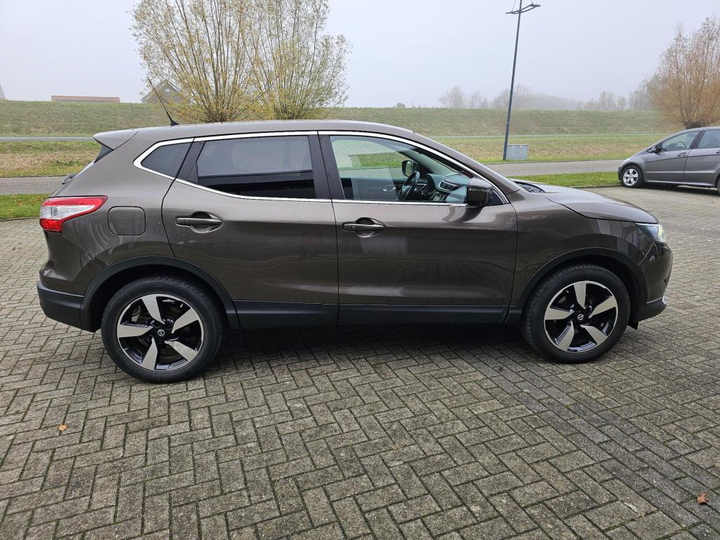 Nissan Qashqai 1.2 connect edition