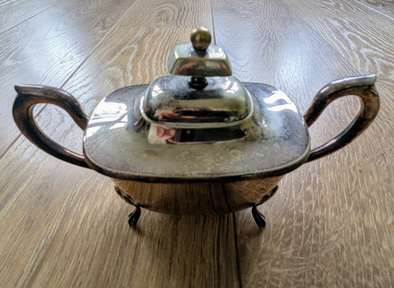 Verzilverd servies, 4-delig