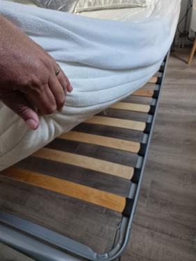 Bed met onderschuifbed inclusief matrassen
