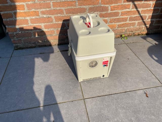 Mobiele Electrische 12 V koel cq warm houd box