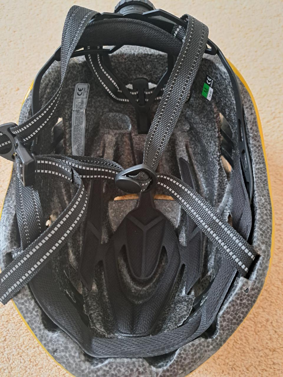 Z.g.a.n fietshelm Abus mt 54-60 verstelbaar