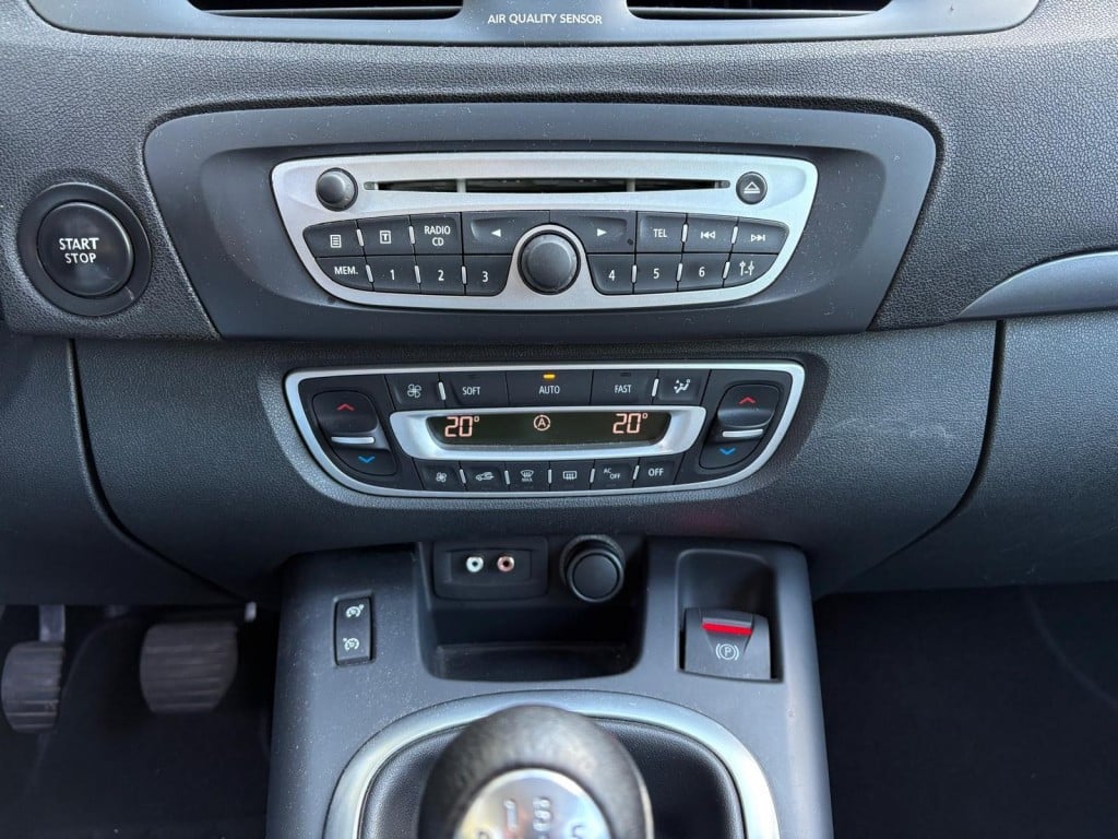Renault Scenic 1.6 parisienne e85