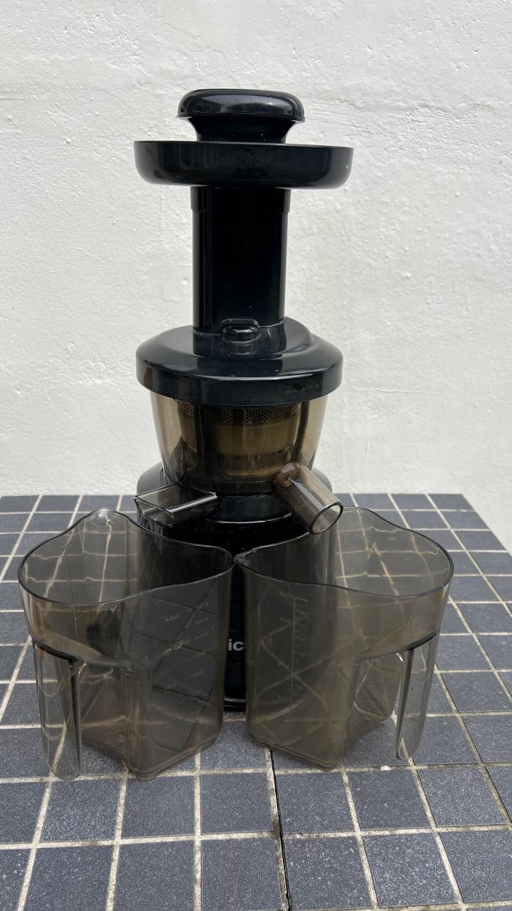 Slowjuicer van JuiceMe