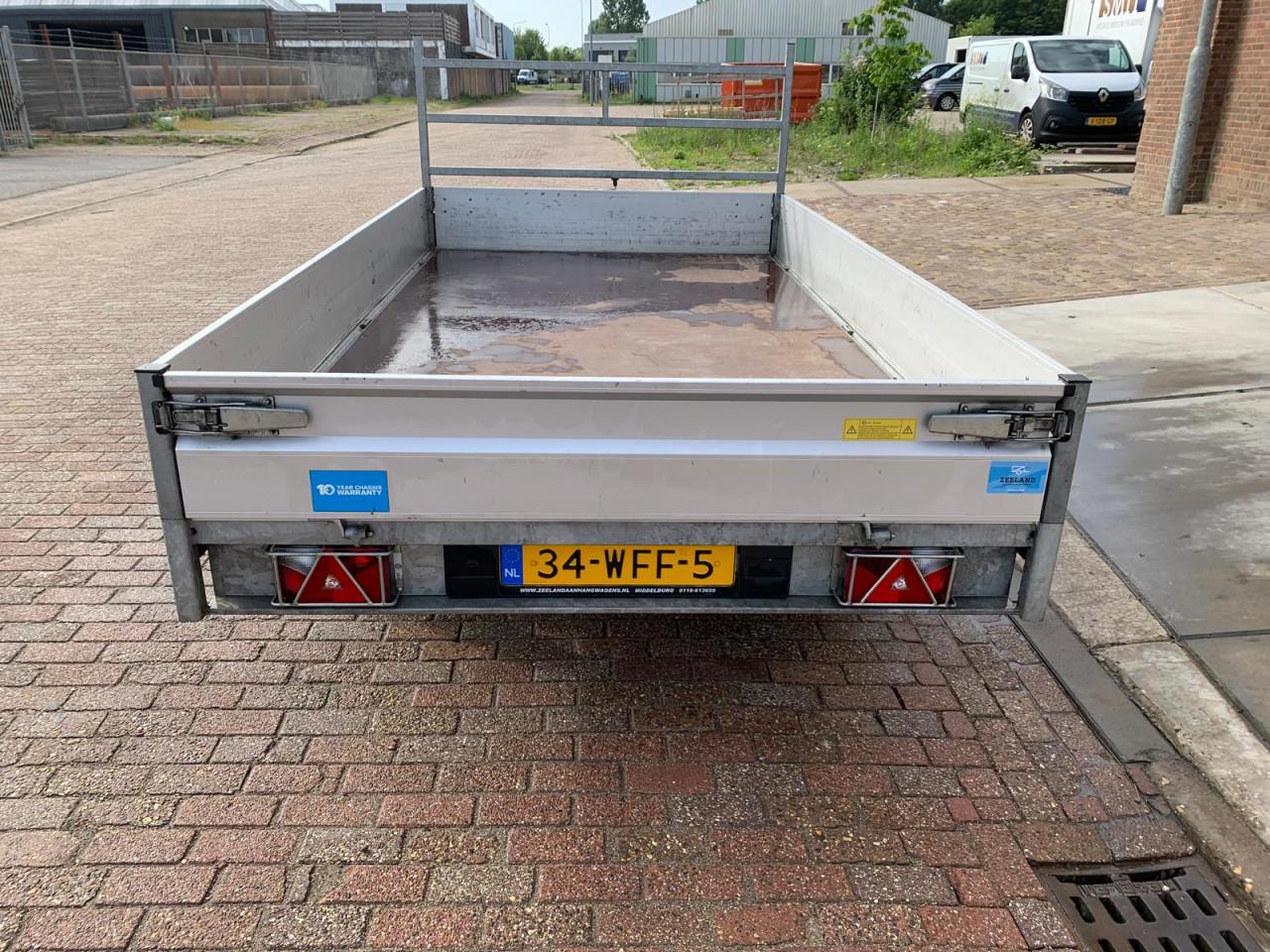 Hapert Azure plateauwagen tandemas 335x180cm 2000kg BJ 2022 nette staat
