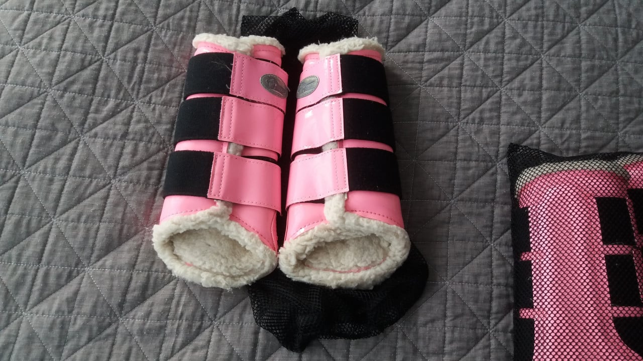 Beenbeschermers roze