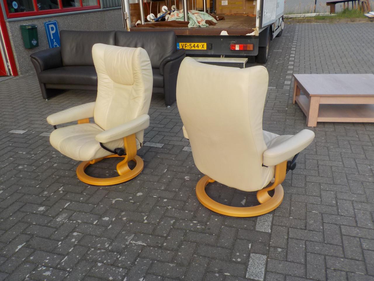 2 leren mooie kwaliteit draai relax fauteuils in zeer goede staat setprijs