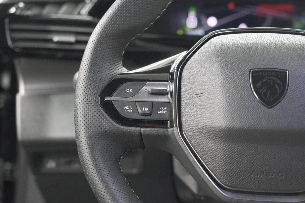 Peugeot 408 1.2 hybrid 136 e-dcs6 gt | 360 camera | adaptieve cruise contro