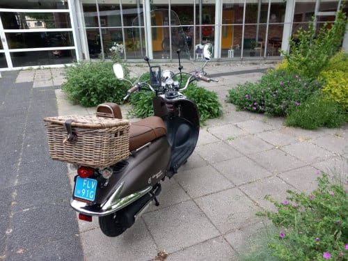 Te koop mooie scooter