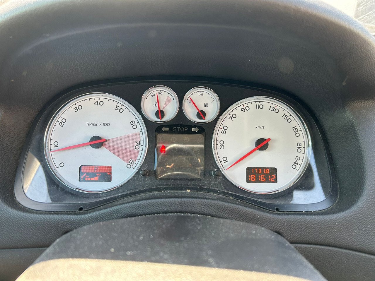 Peugeot 307 SW 2.0-16V Pack Automaat Panorama Dak Uit te breiden naar 7zit!