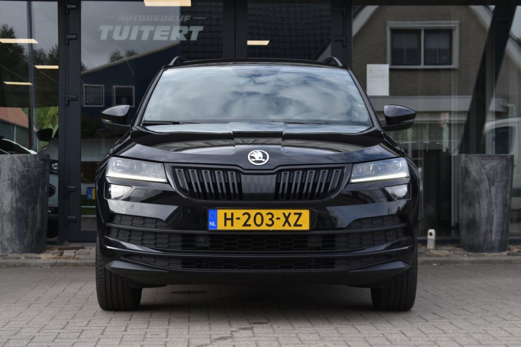 Skoda Karoq 1.5 tsi act sportline | trekhaak | camera | nap | virtual cockp
