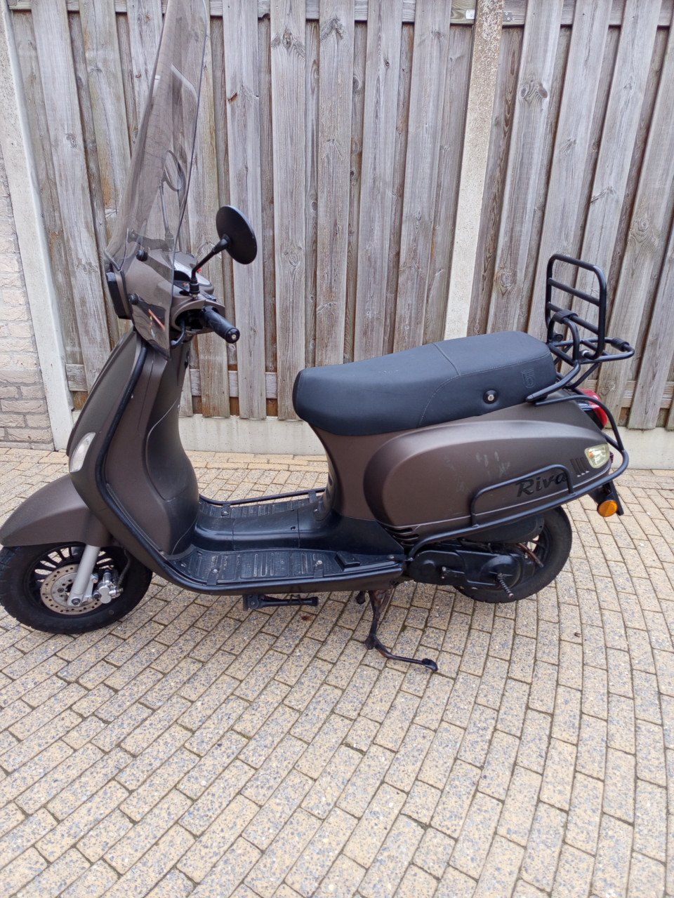 Scooter riva