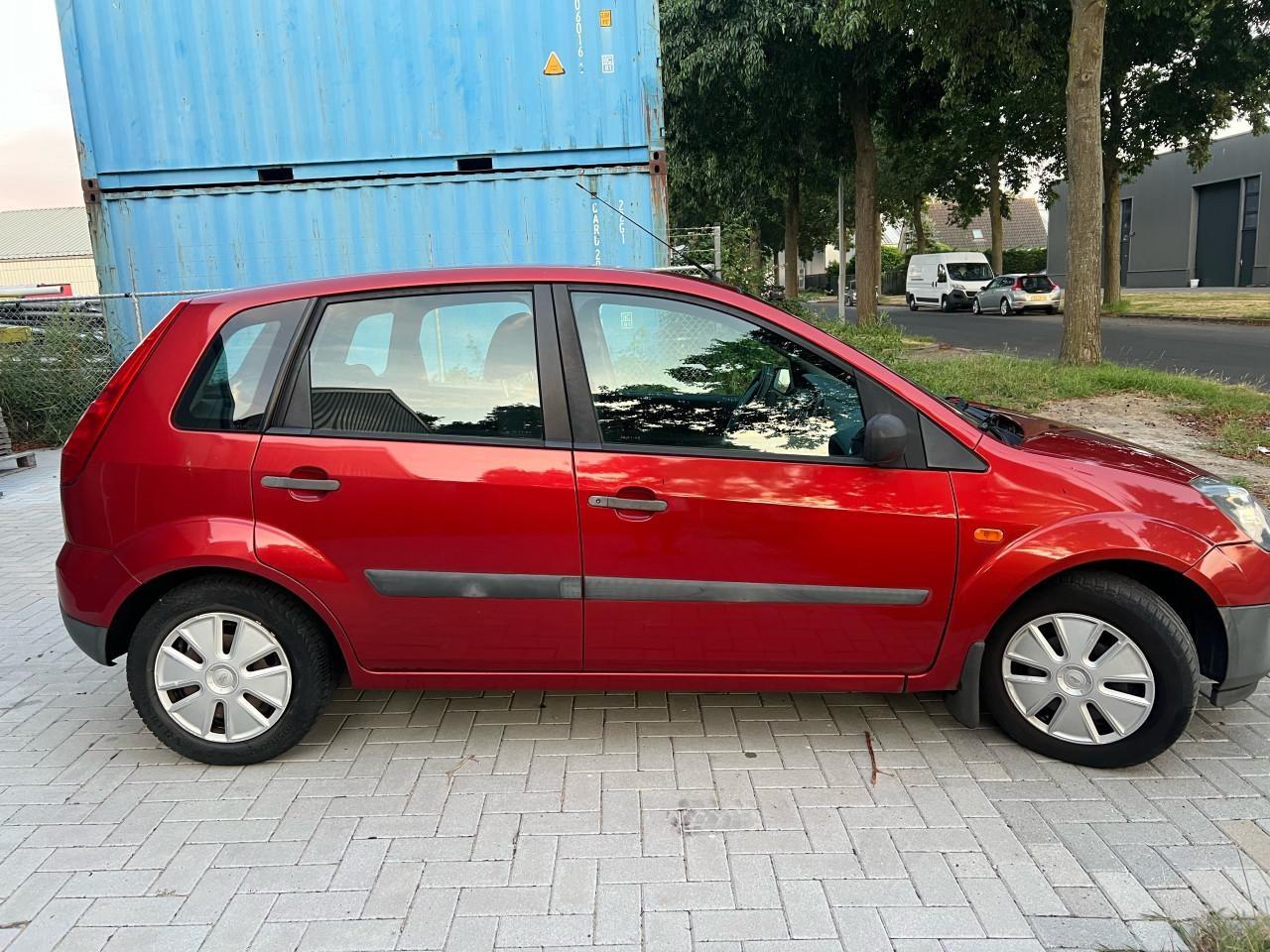 Ford Fiesta 1.3-8V Champion 137.823Km Jaar Apk
