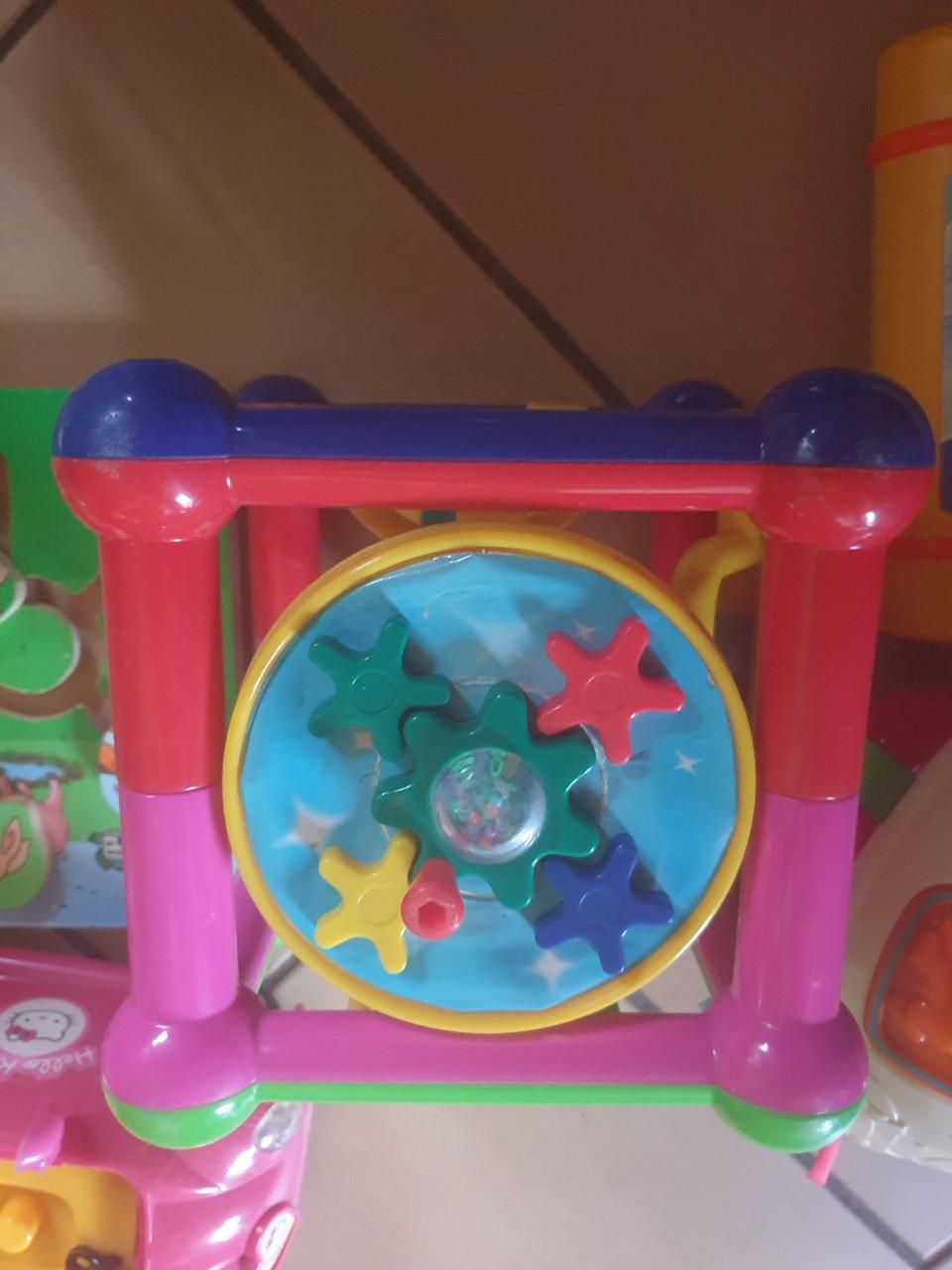 Baby spullen ,muziekstandaard met wipertje