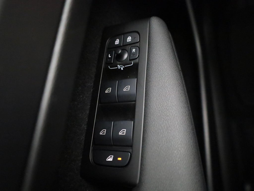 Volvo XC40 1.5 t4 recharge inscription | automaat | climate control | navig