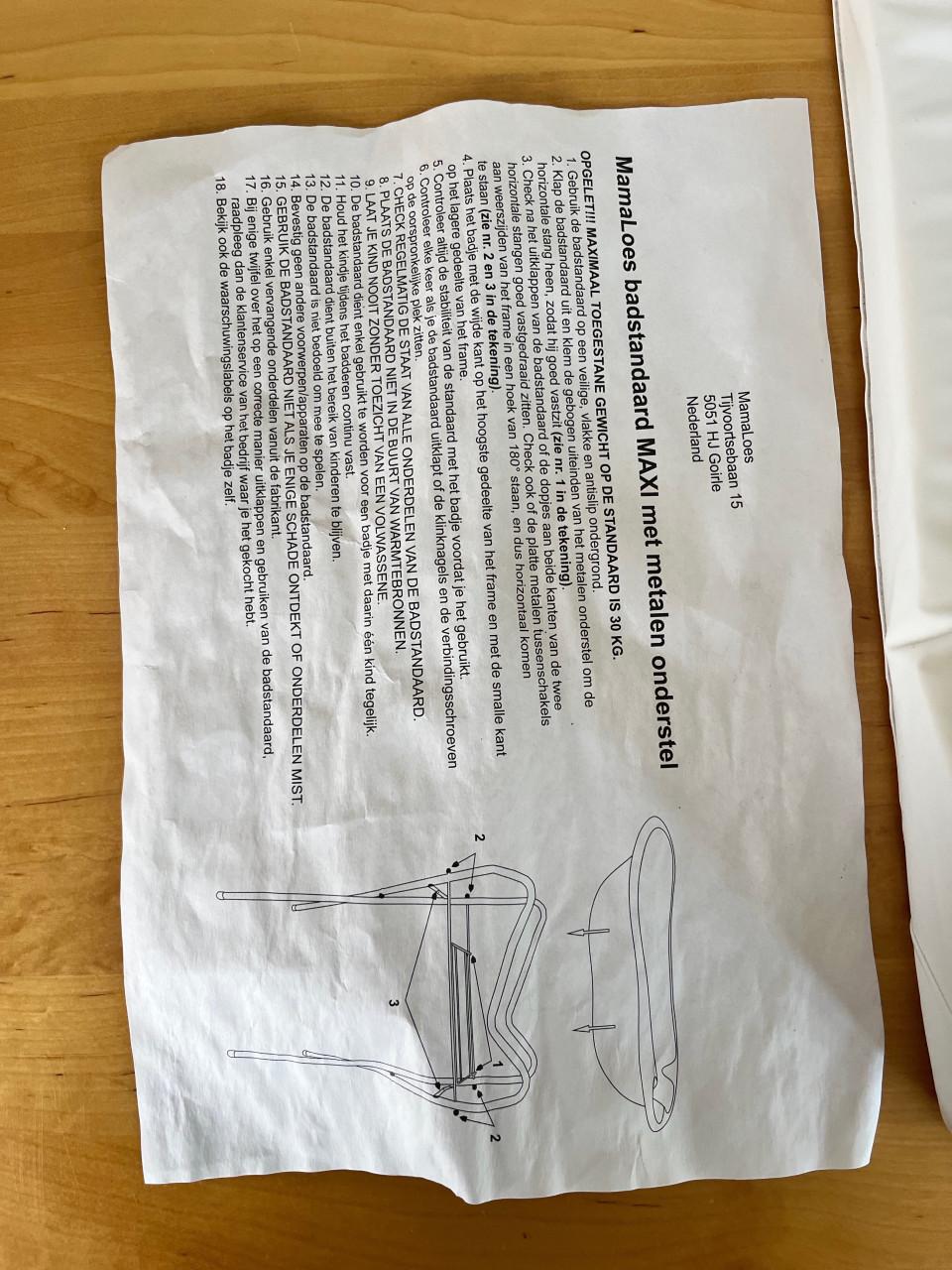 Baby badje op standaard met aankleedkussen