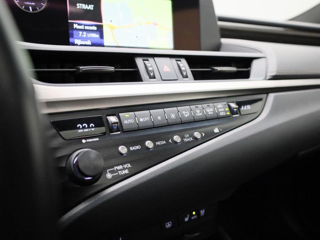 Lexus Es 300h luxury line | automaat | panoramadak | lederen bekleding | ac