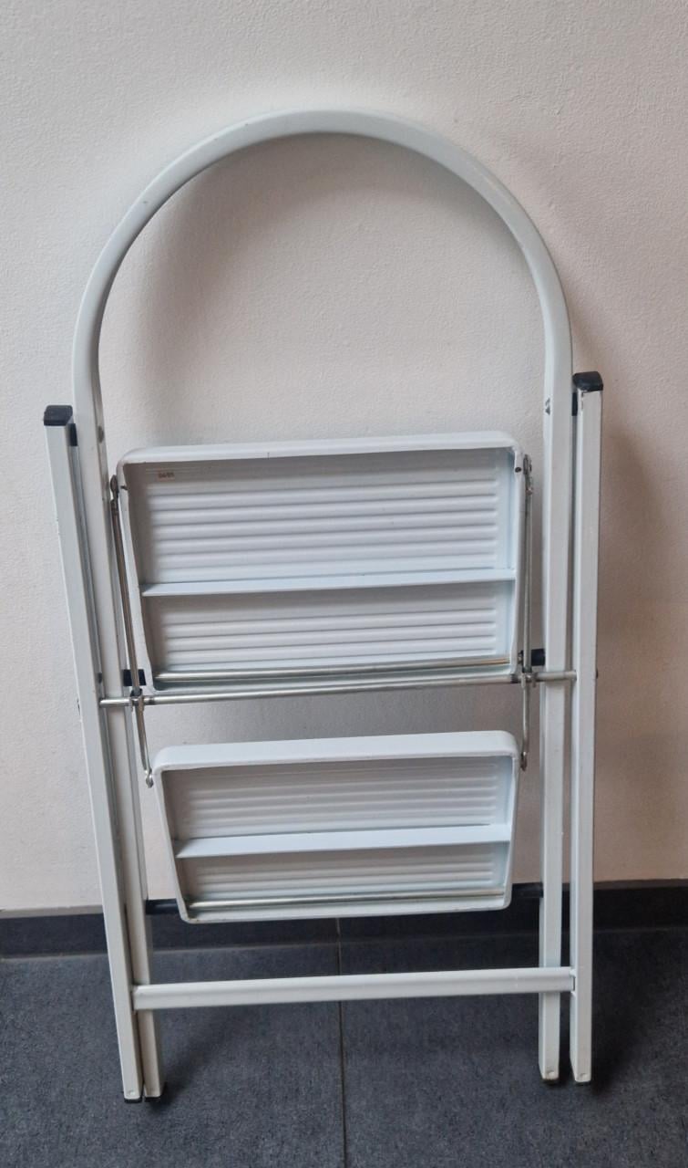 Excelsior huidhoudtrap, 2 treden