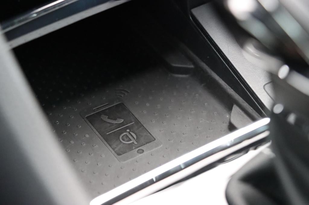 Skoda Karoq 1.5 tsi sportline 150pk dsg7 voor+achterbankverwarming | stuurv