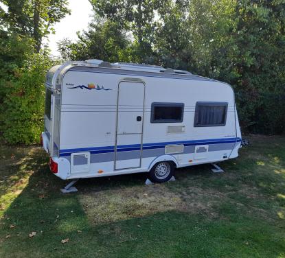 Caravan Hobby 400SB Excelelent