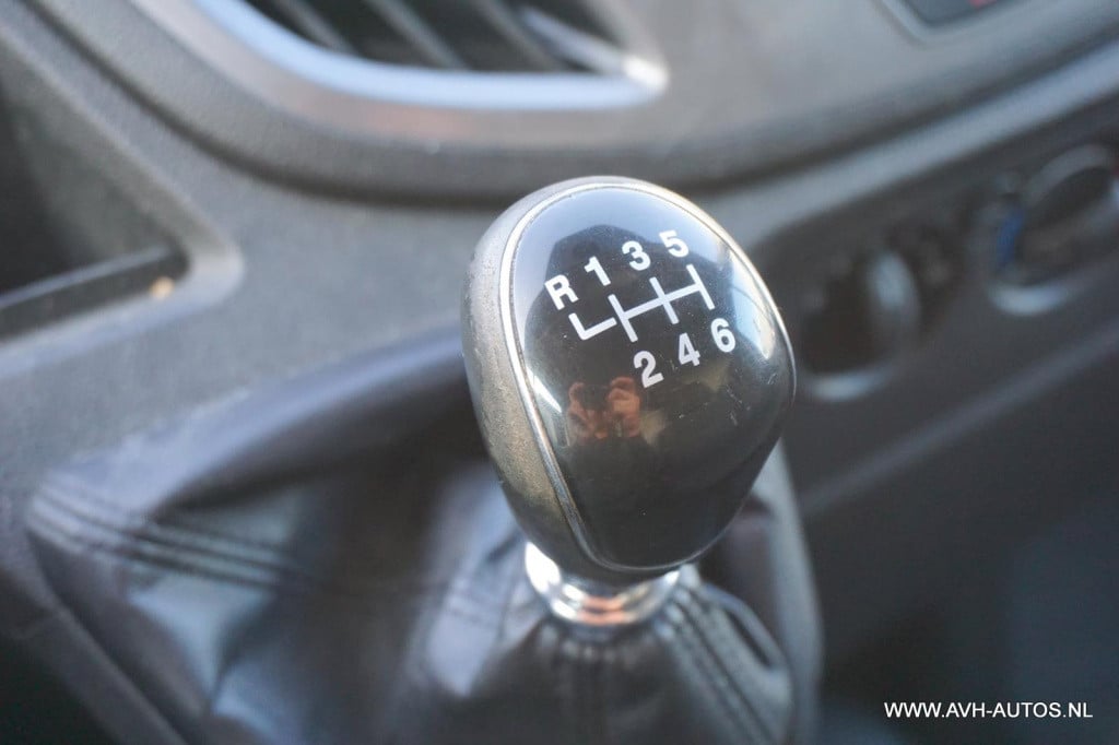 Ford Transit 350 2.2 tdci l3h3 ambiente