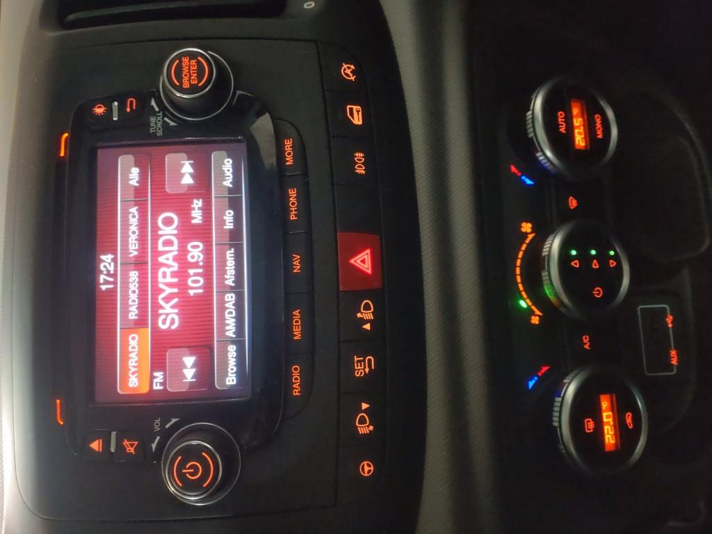 Fiat 500 L 0.9 twinair lounge | trekhaak | panorama