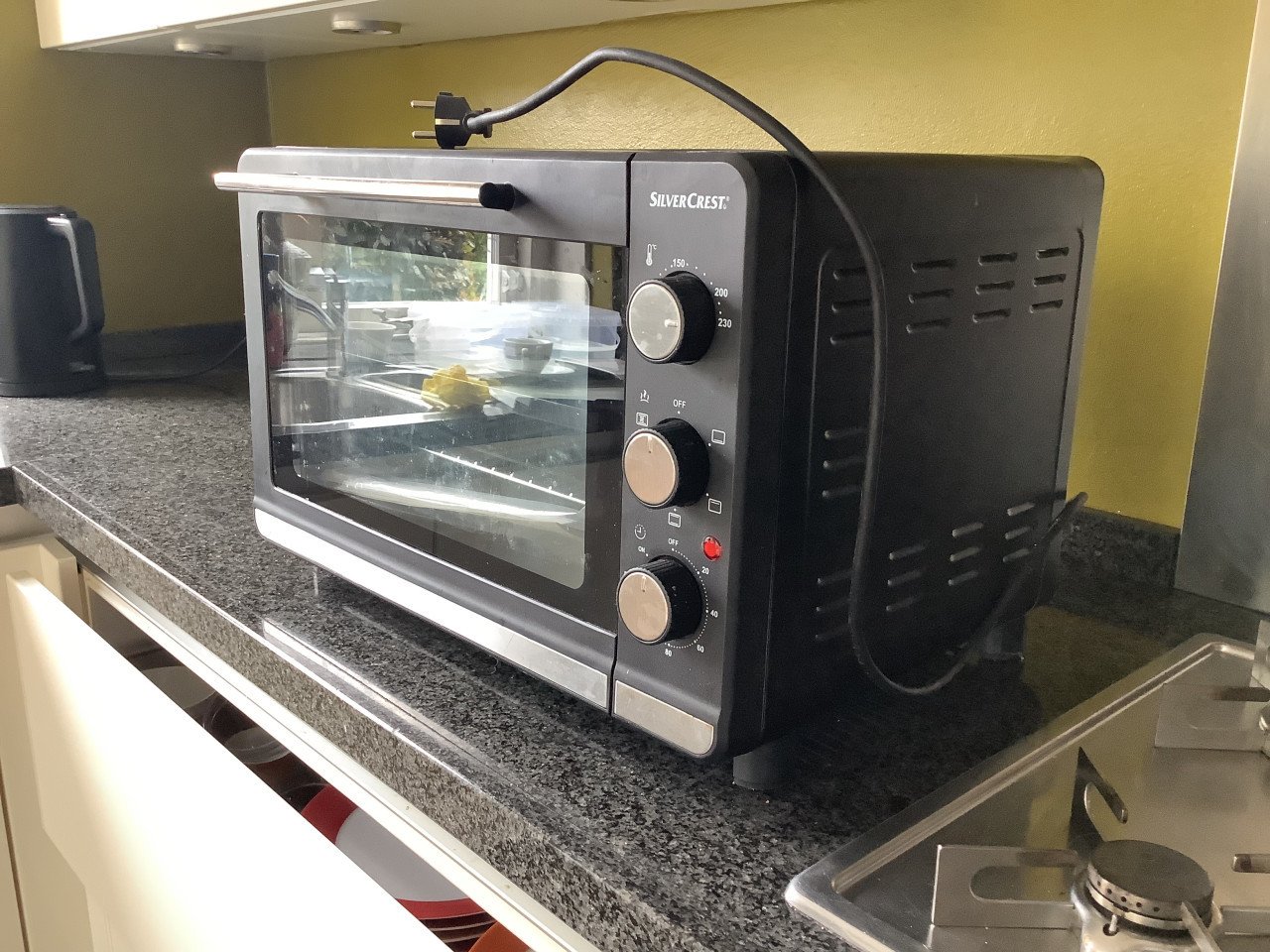 Oven