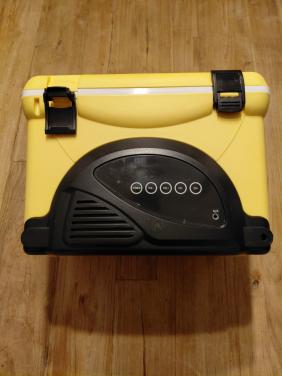 Koelbox sourcy met radio ingebouwd