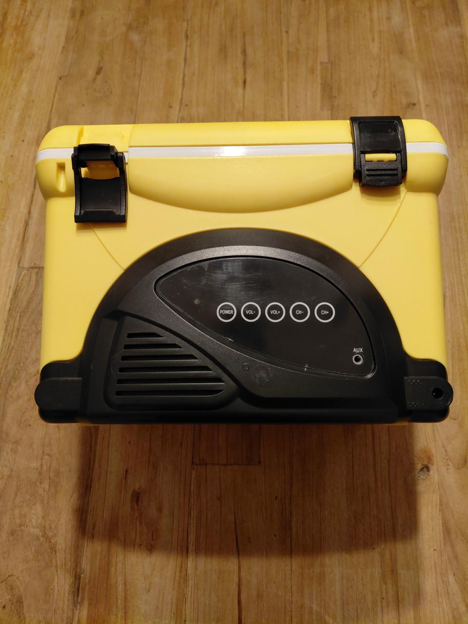 Koelbox sourcy met radio ingebouwd