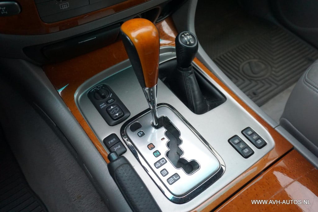 Lexus Lx lx470 automaat , dikke youngtimer!!