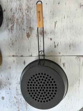 Popcorn pan. Barbecook.