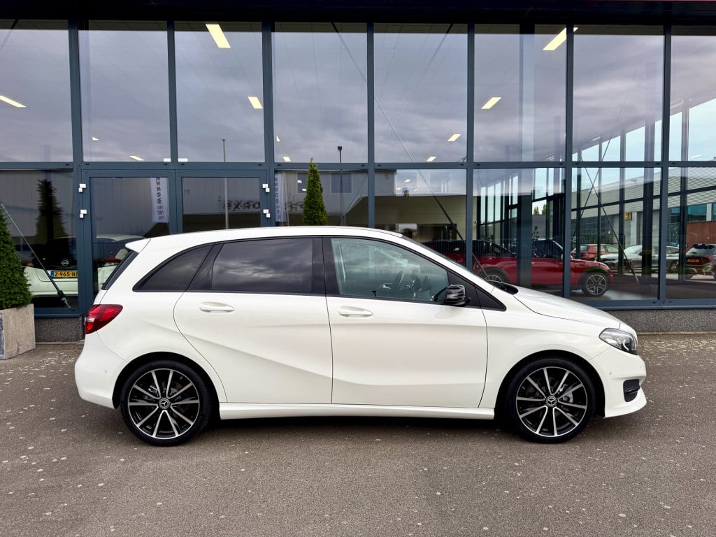 Mercedes-Benz B-Klasse 180 activity edition navi ecc cruise