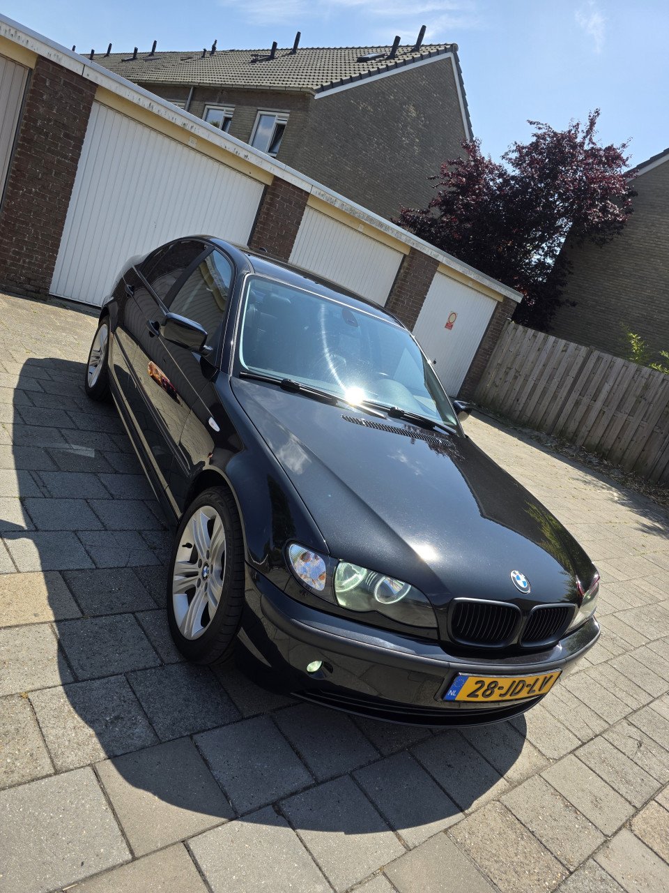 BMW 318i , E46 automaat, zwart