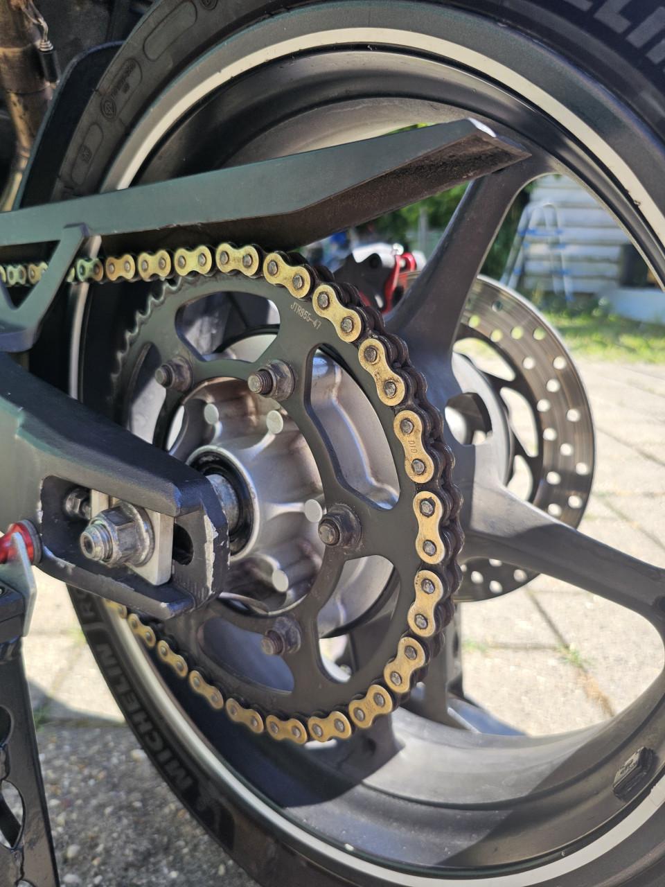 Yamaha MT-03 660cc 2009 - Veel carbon - Rijklaar - 35kW A2