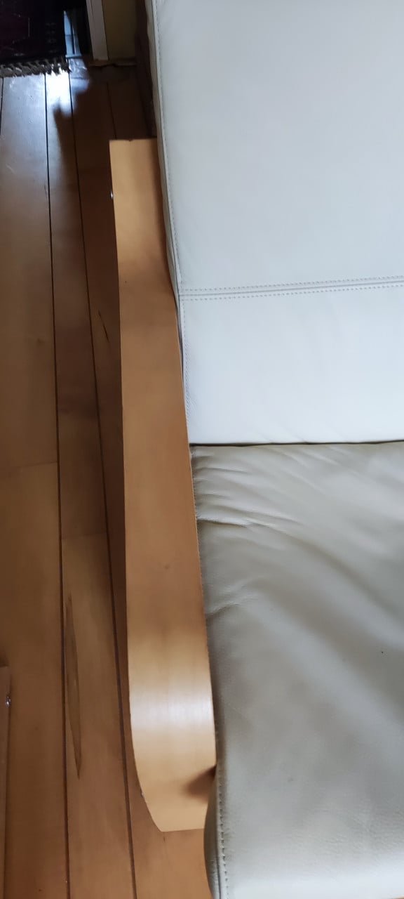 5x Vrij nieuwe Poang Ikea fauteuils - creme echt lederen kussens
