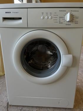 Bosch Wasmachine als nieuw weinig gebruikt 6?kg. 1200 toren