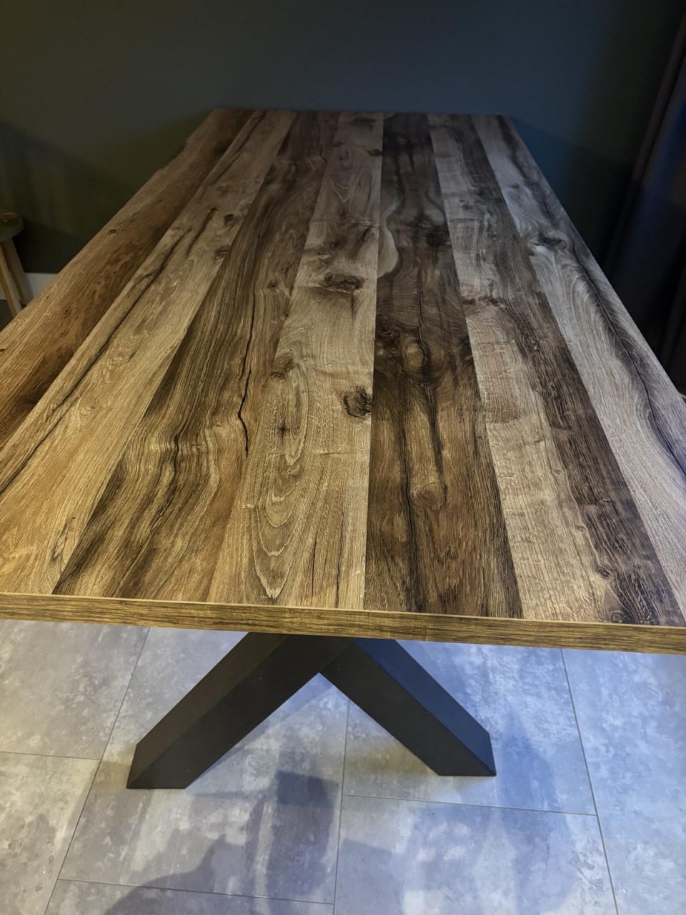 Gratis - Eetkamertafel