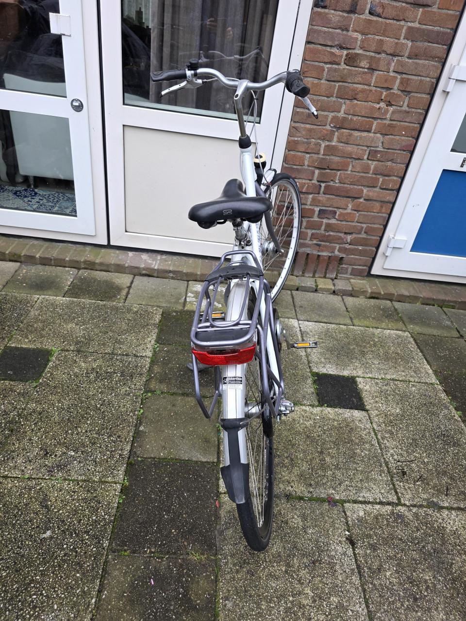Dames fiets GAZELLE-ESPRIT-28inch-3 versnellingen-Fr.maat 50cm-slotAXA