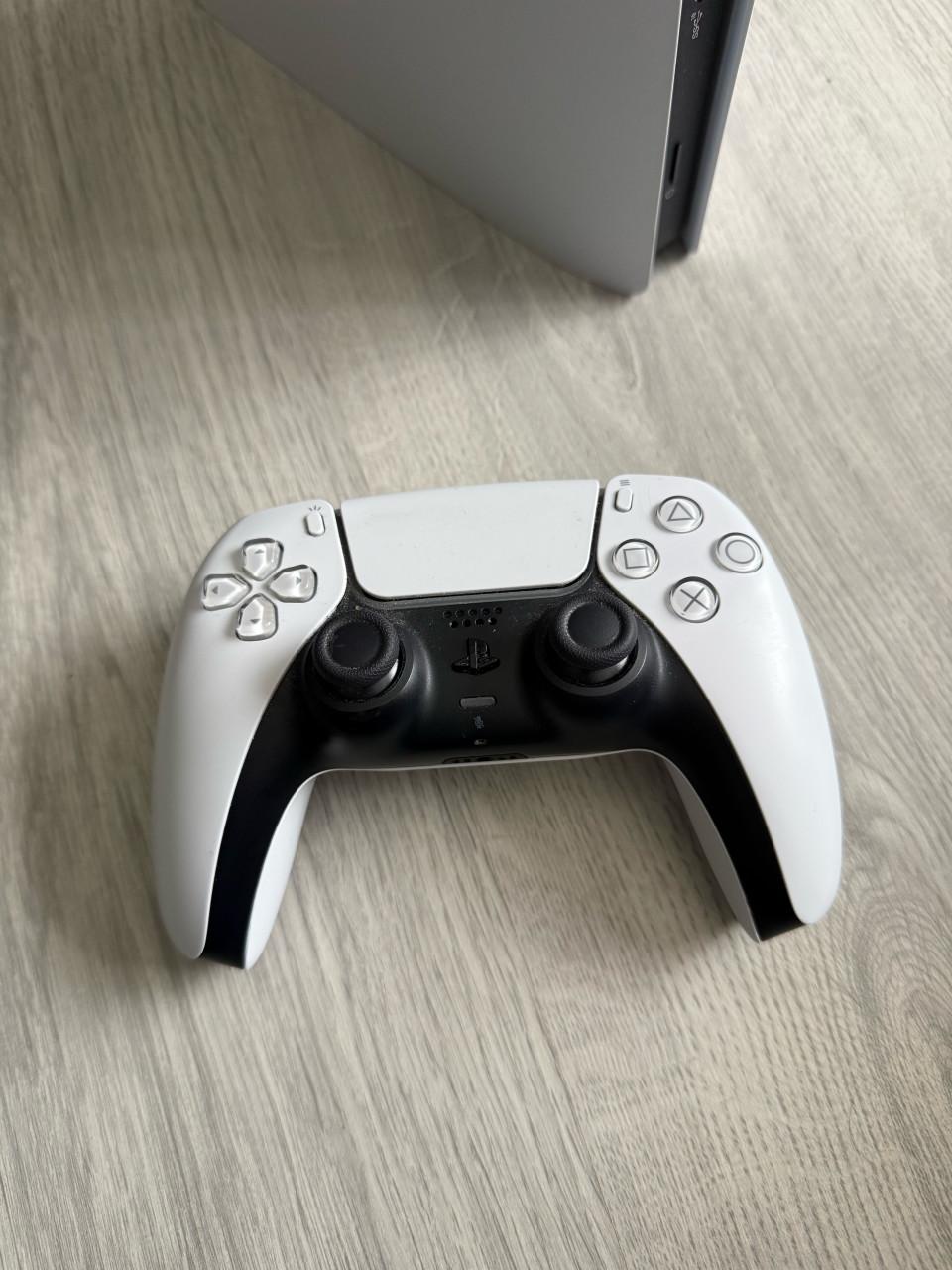Playstation 5 Slim Digital 850GB met controller en kabels