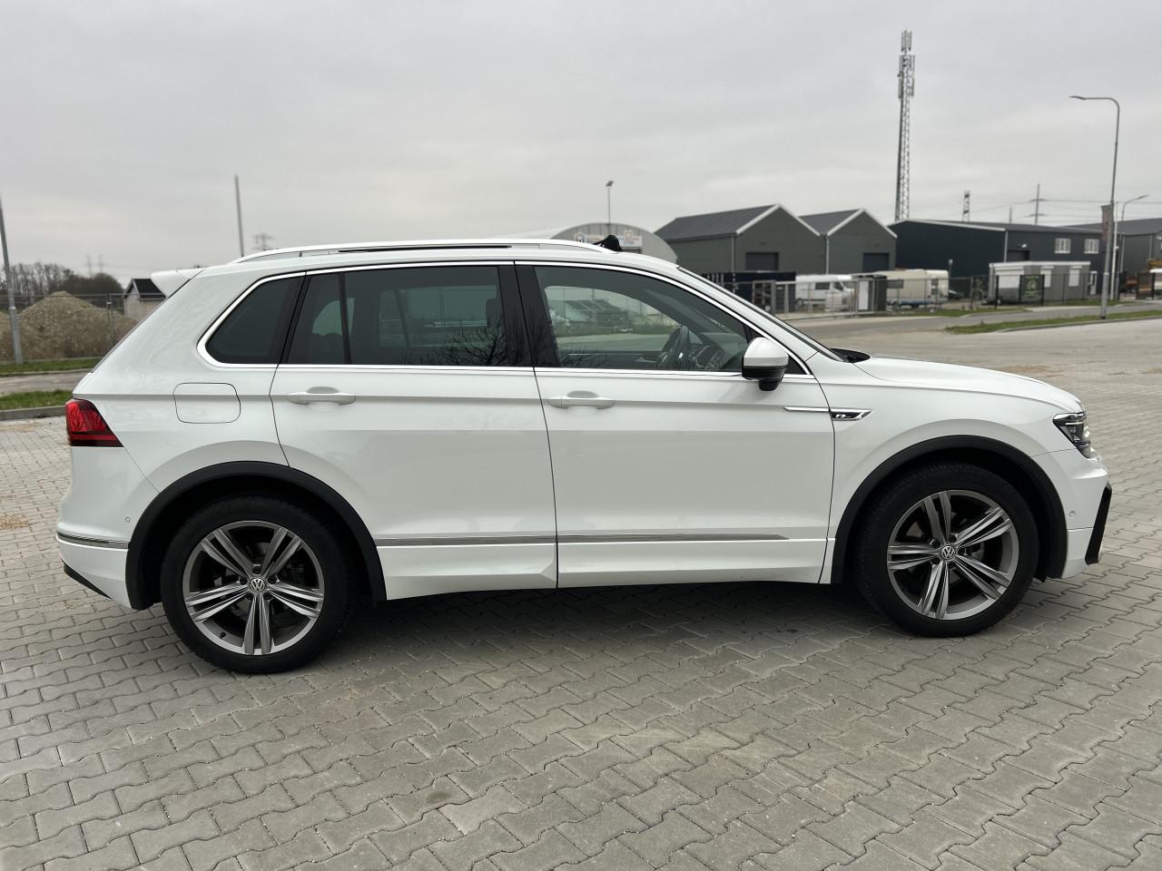 Volkswagen Tiguan 1.4 TSI ACT R-LINE|APK|STOELV|TREKH|PANO